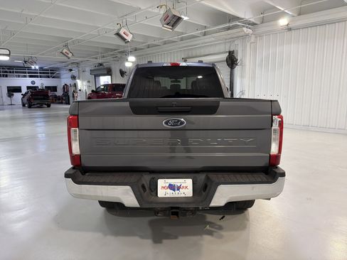 Used 2021 Ford F250 XL w/ STX Appearance Package image 4