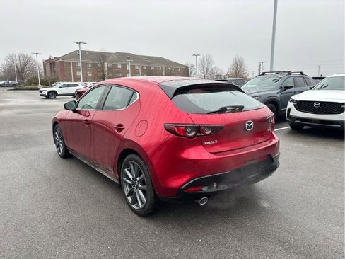 Used 2019 MAZDA MAZDA3 Hatchback image 3