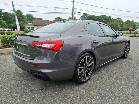 Certified 2018 Maserati Ghibli S GranSport Q4 image 4