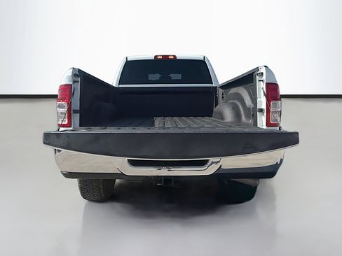 Used 2024 RAM 2500 Big Horn AWD/4WD image 24