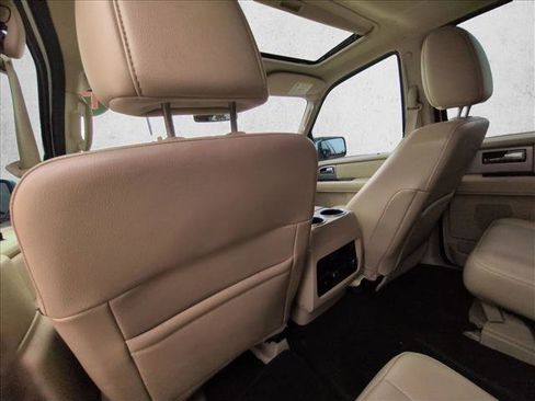 Used 2017 Ford Expedition EL Limited w/ Equipment Group 301A image 18