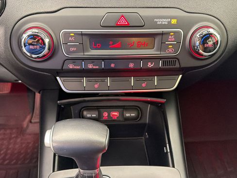 Used 2020 Kia Sorento S FWD image 18