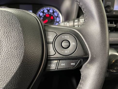 Certified 2022 Toyota RAV4 XLE Premium image 27