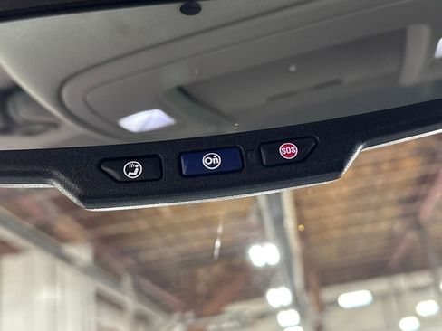 Used 2018 GMC Sierra 2500 SLE image 12