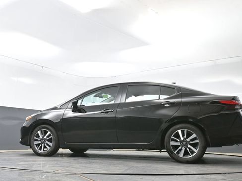 Used 2025 Nissan Versa SV FWD image 46