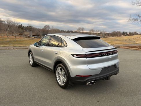 New 2026 Porsche Cayenne Coupe AWD/4WD image 3