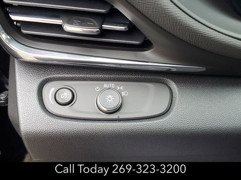 New 2025 Buick Envista Preferred w/ Convenience I Package image 17