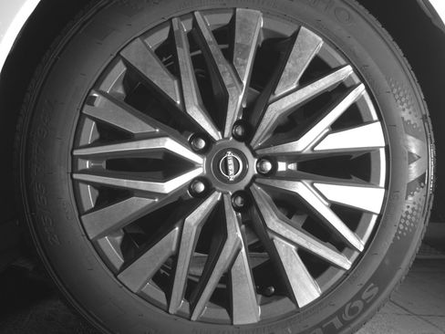 Used 2025 Nissan Altima 2.5 SV image 14