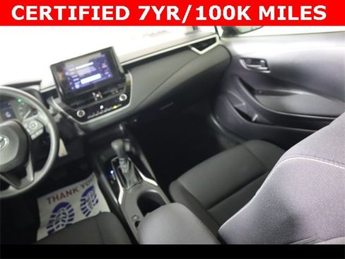 Used 2024 Toyota Corolla LE image 27