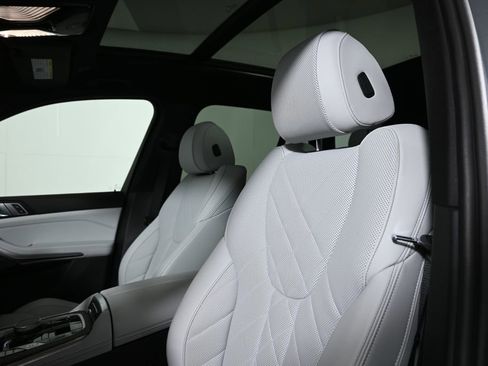 Certified 2024 BMW X5 xDrive50e w/ Premium Package image 16