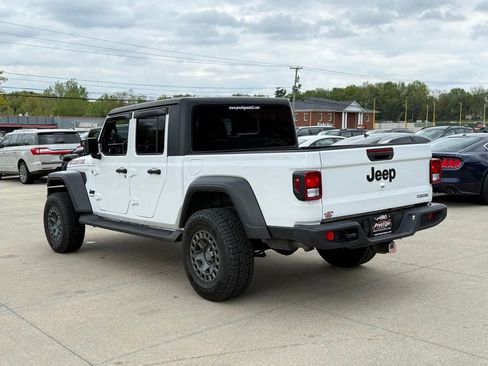 Used 2020 Jeep Gladiator Sport w/ Quick Order Package 24S AWD/4WD image 4