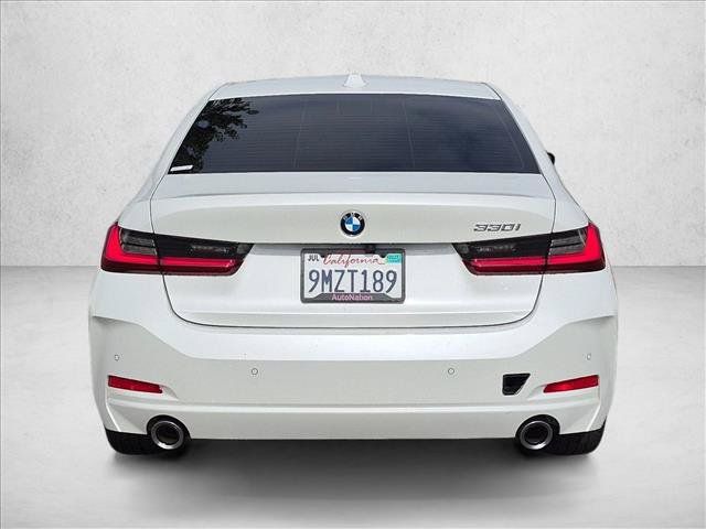 Used 2024 BMW 330i Sedan w/ Premium Package RWD image 6