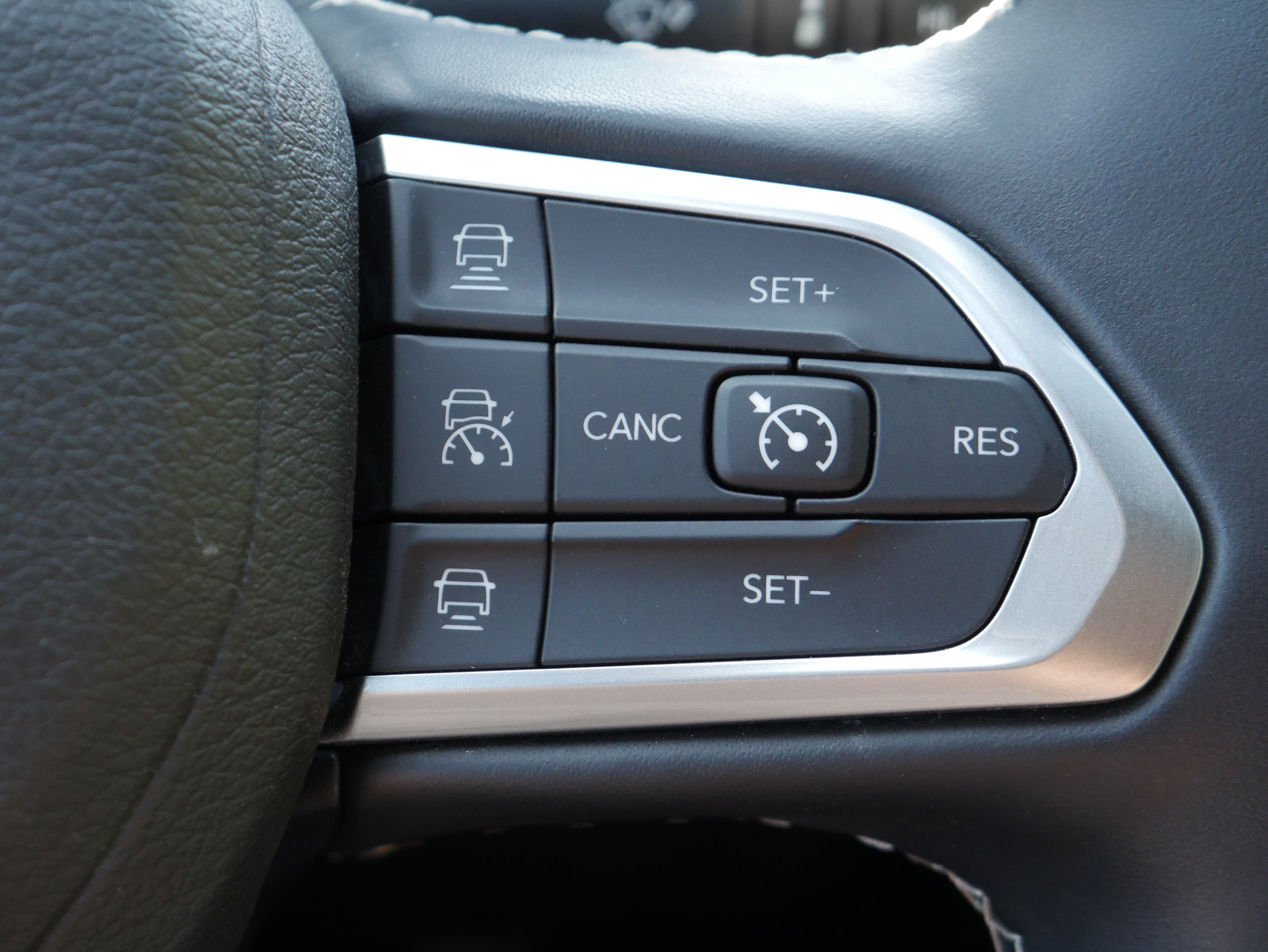 Used 2022 Jeep Compass High Altitude AWD/4WD image 29