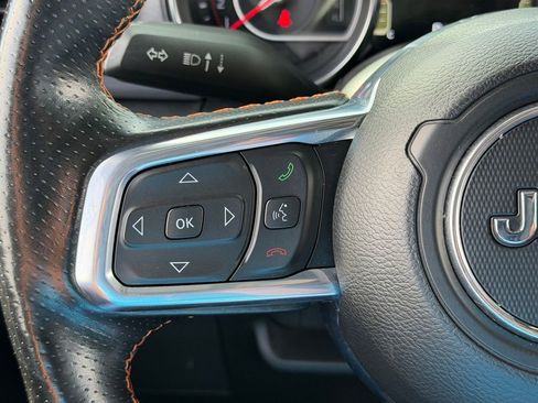 Used 2021 Jeep Gladiator Mojave image 12