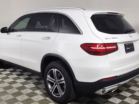 Used 2019 Mercedes-Benz GLC 350e 4MATIC image 5