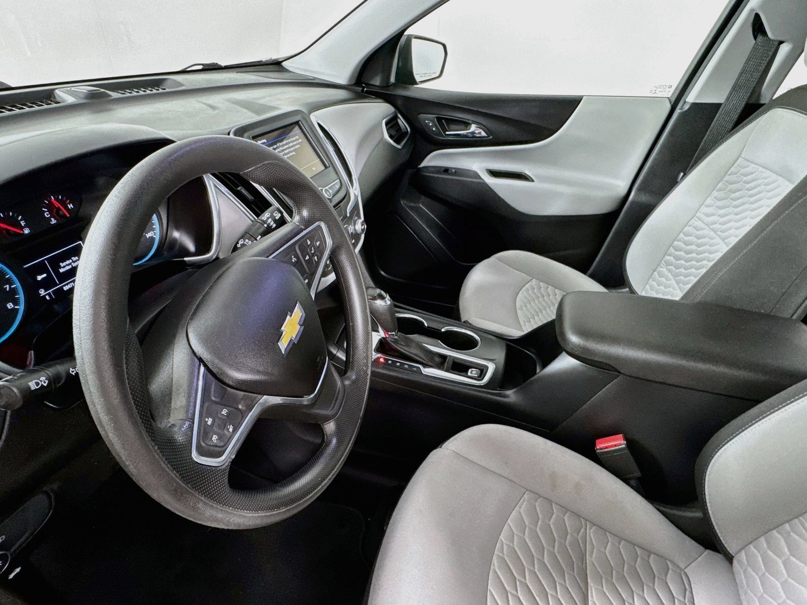 Used 2019 Chevrolet Equinox LS AWD/4WD image 8