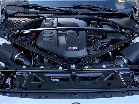 Used 2024 BMW M2 w/ Lighting Package RWD image 18