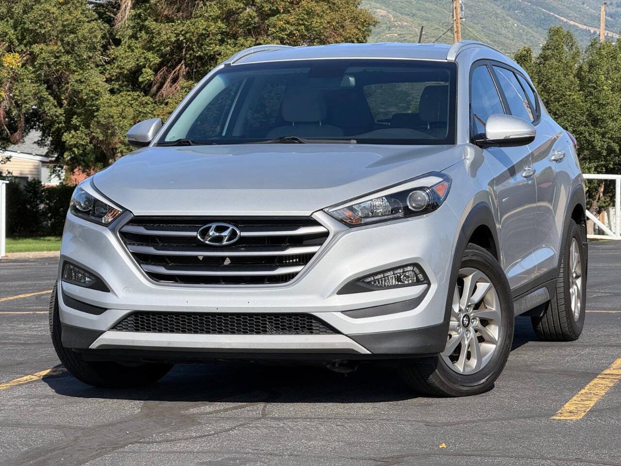 Used 2017 Hyundai Tucson Sport FWD image 1