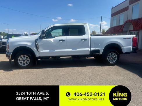 Used 2024 Ford F250 XLT w/ Camper Package image 1