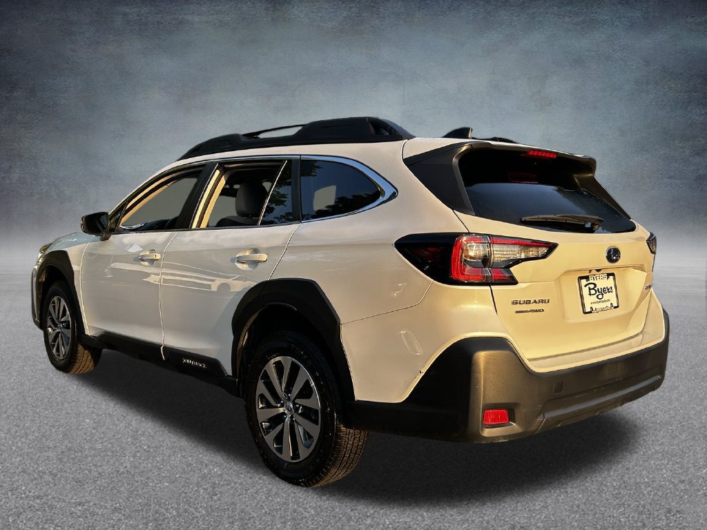 Used 2024 Subaru Outback Premium AWD/4WD image 5