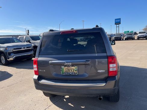 Used 2016 Jeep Patriot High Altitude image 10