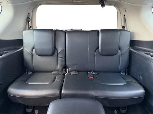 Used 2023 Nissan Armada SL w/ Captain's Chairs Package AWD/4WD image 30