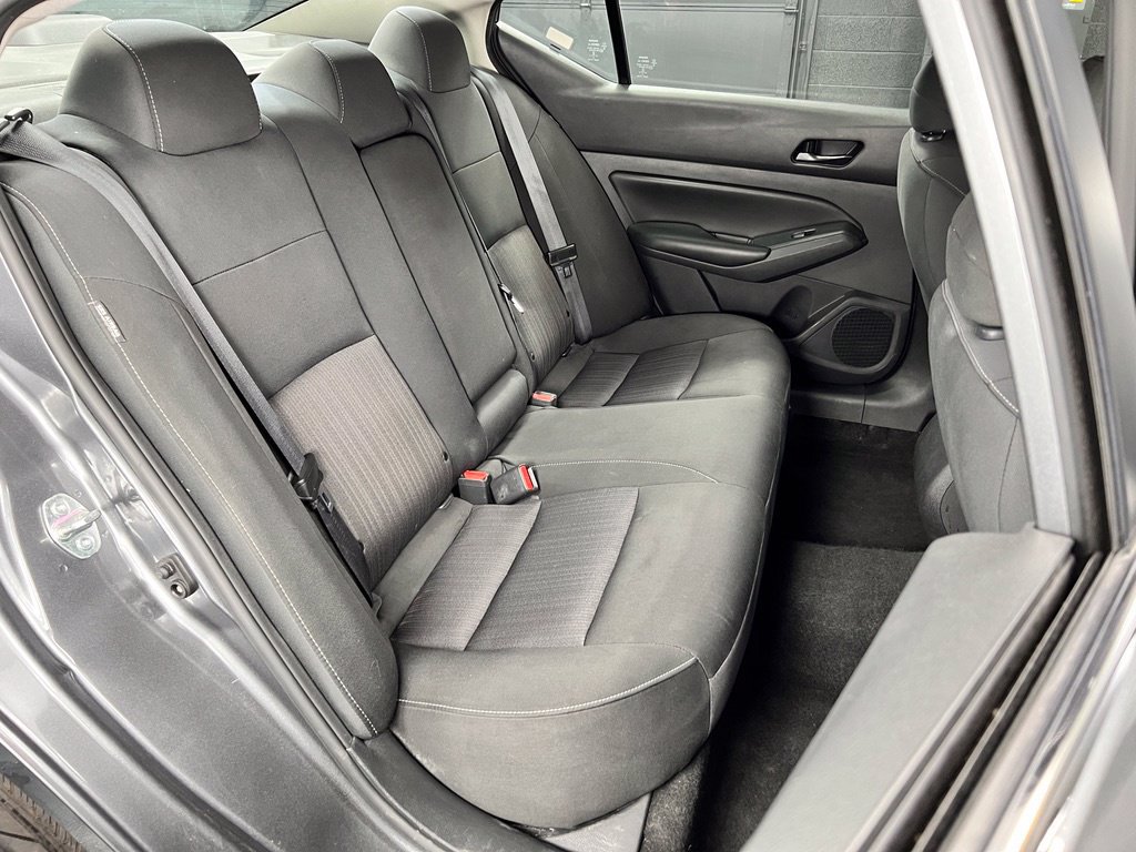 Used 2024 Nissan Altima 2.5 S FWD image 18