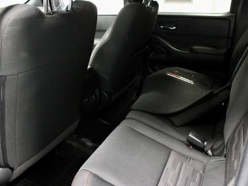 Certified 2023 Nissan Frontier PRO-4X w/ Pro Convenience Package AWD/4WD image 21