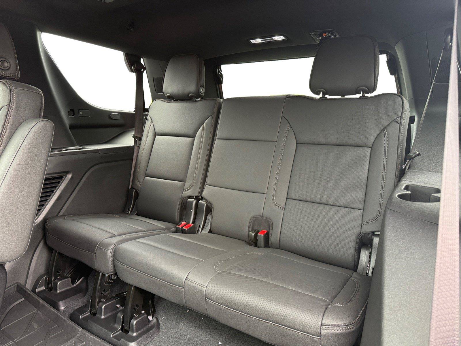 New 2026 Chevrolet Tahoe High Country AWD/4WD image 22