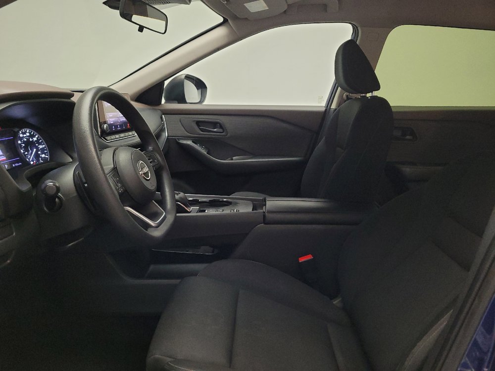 Used 2023 Nissan Rogue S FWD image 17