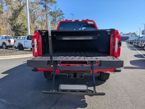 New 2026 Ford F250 Lariat w/ Black Appearance Package image 13