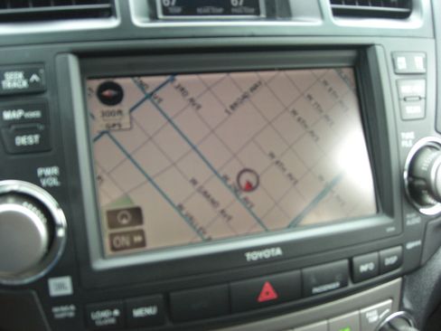 Used 2009 Toyota Highlander Sport FWD image 24