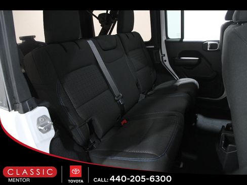 Used 2021 Jeep Wrangler Unlimited Sport AWD/4WD image 18