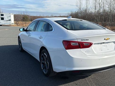 Used 2024 Chevrolet Malibu LT image 10