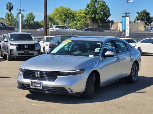 Used 2026 Honda Accord EX-L image 9