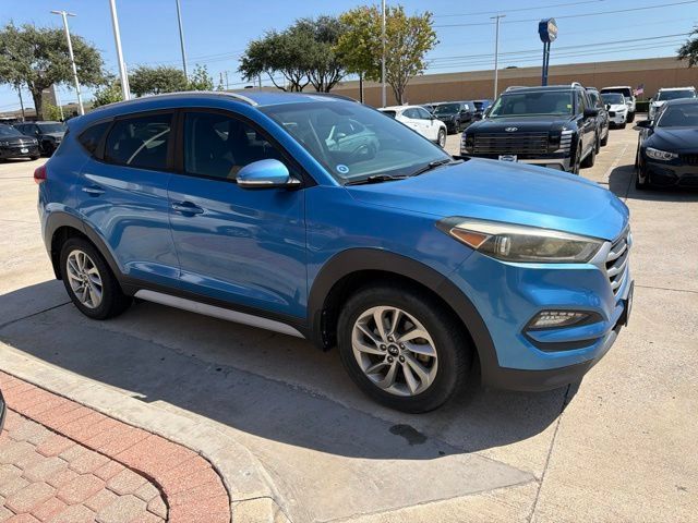 Used 2017 Hyundai Tucson SE Plus FWD image 4