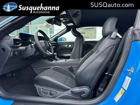 New 2025 Ford Mustang Convertible image 6