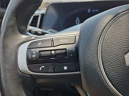 Certified 2023 Kia Sportage EX AWD/4WD image 17