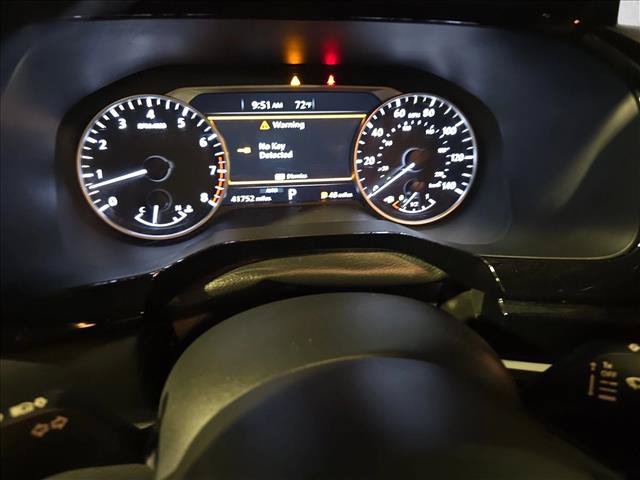 Used 2025 Nissan Pathfinder SV AWD/4WD image 22