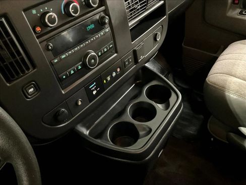 Used 2020 Chevrolet Express 2500 LT w/ LT Preferred Equipment Group RWD image 25