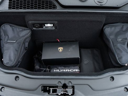 Used 2023 Lamborghini Huracan Tecnica image 35