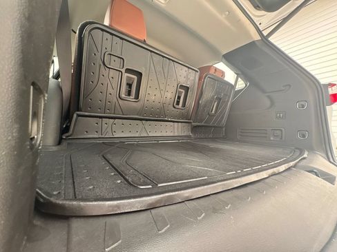 Used 2021 Chevrolet Traverse High Country w/ LPO, Floor Liner Package AWD/4WD image 80