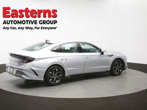 Used 2025 Hyundai Sonata SEL FWD image 42