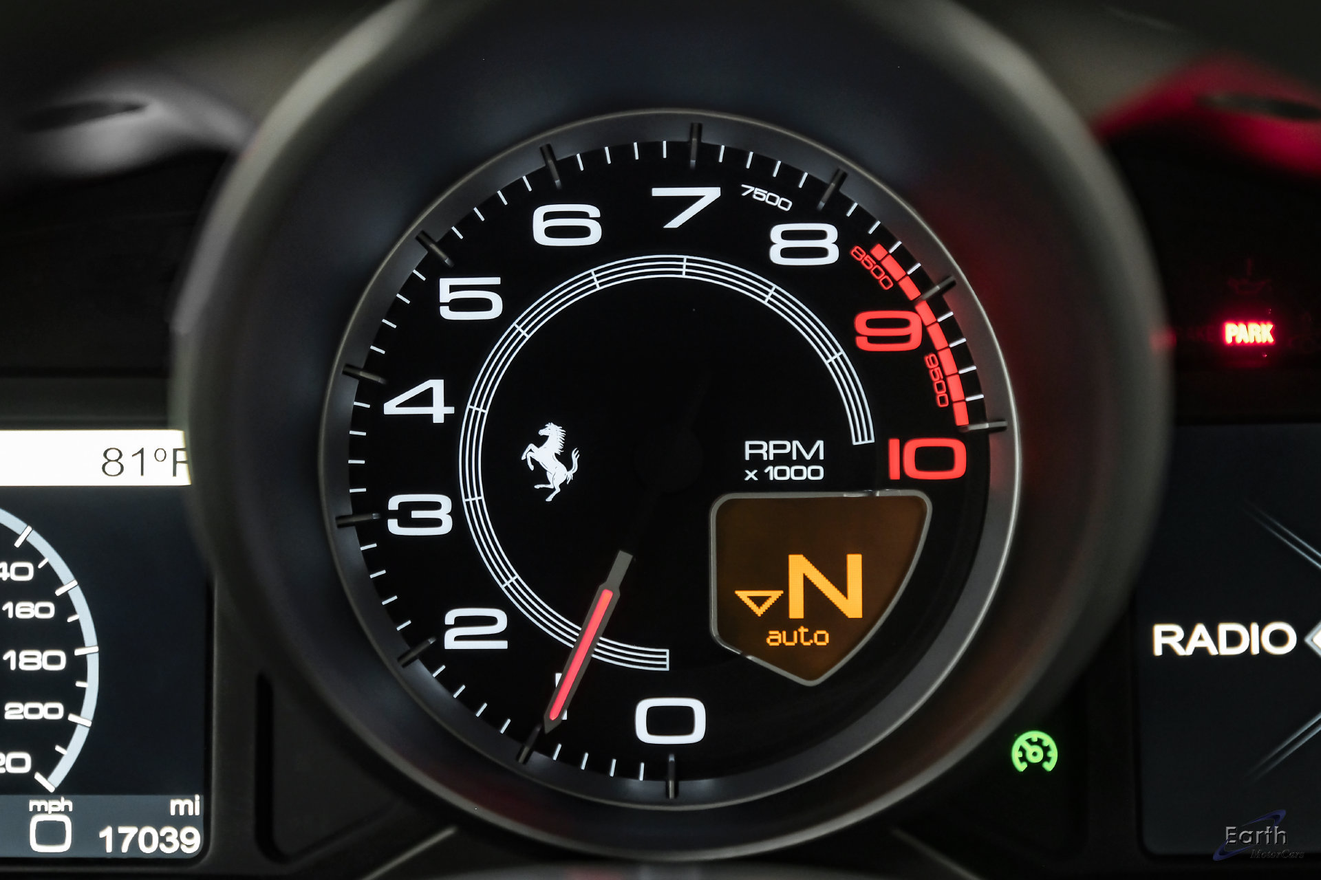 Used 2014 Ferrari F12 Berlinetta RWD image 98