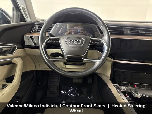 Used 2019 Audi e-tron Prestige w/ Prestige Package image 17