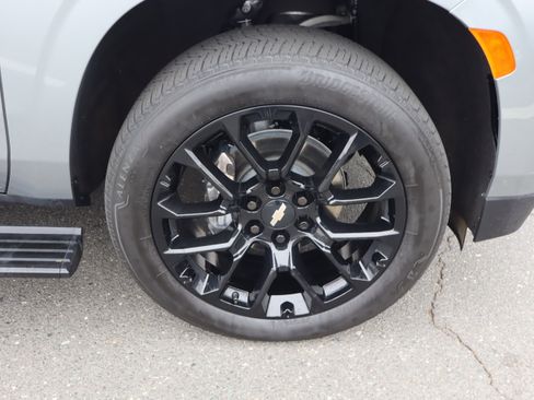 Certified 2024 Chevrolet Suburban High Country image 42