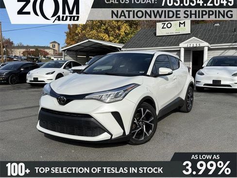 Used 2021 Toyota C-HR XLE image 1