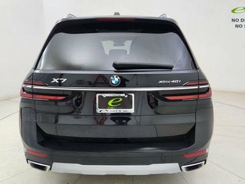 Used 2025 BMW X7 xDrive40i w/ Premium Package AWD/4WD image 24