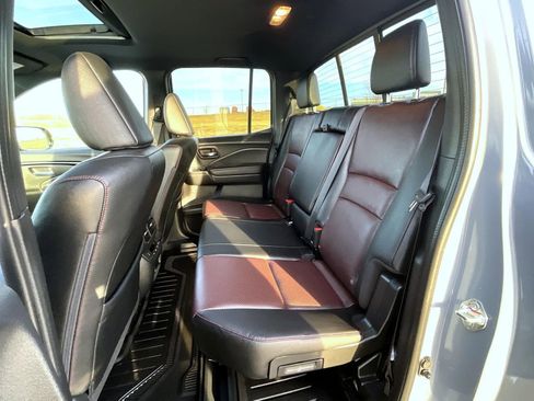 Used 2025 Honda Ridgeline Black Edition image 20