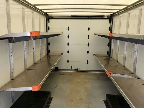 Used 2022 Ford E-450 and Econoline 450 Super Duty RWD image 19